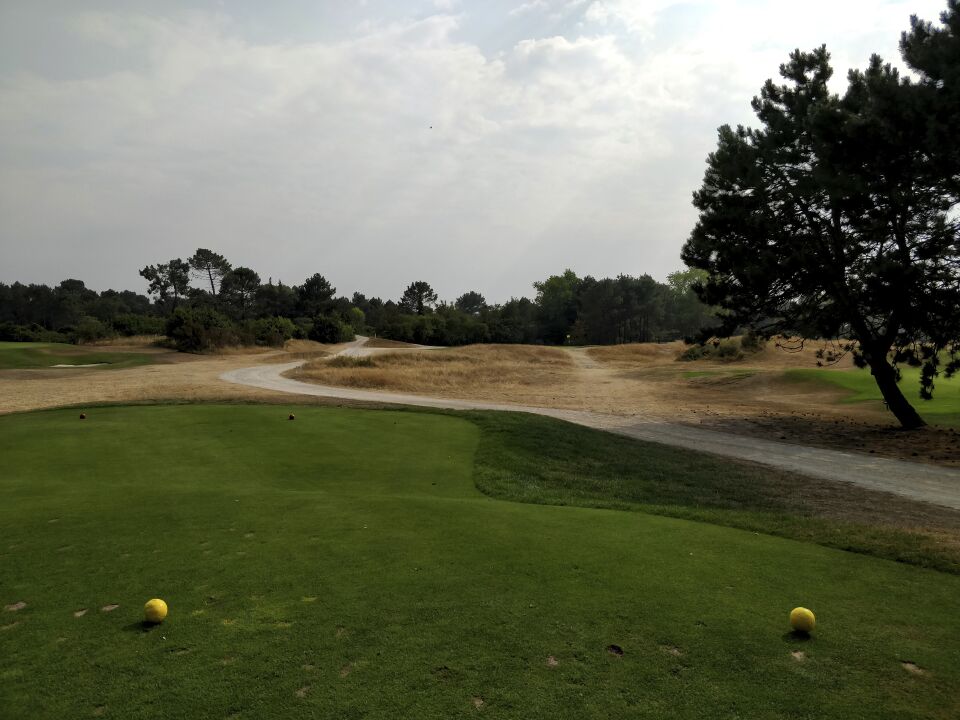 Photo hole 12